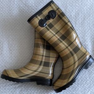 Plaid Rain Boots Size 6